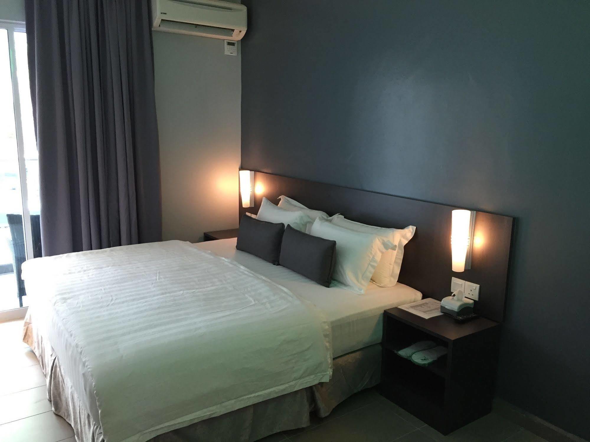 קואה G Langkawi Motel מראה חיצוני תמונה